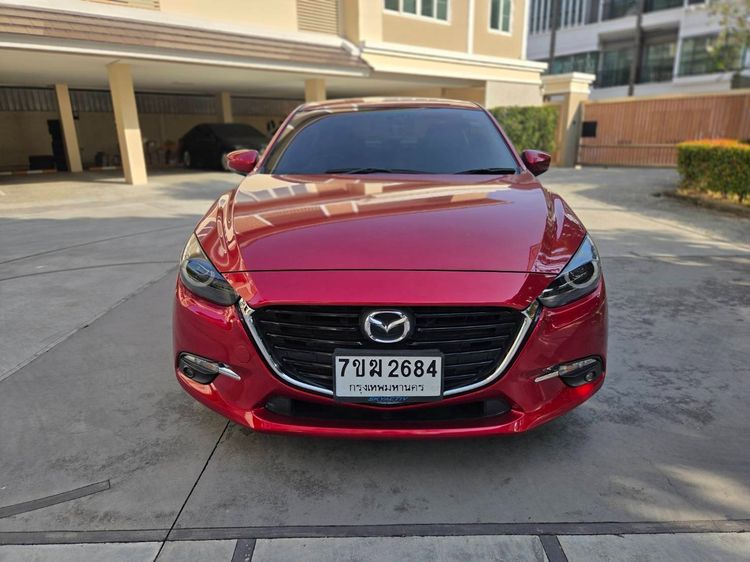 รถ Mazda Mazda3 2.0 S Sports สี แดง