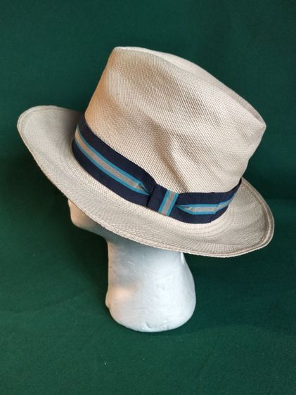 ขอขายหมวกปีกยี่ห้อ Genuine panama hat รุ่น hat of Cain.Hand made in Ecuador.แท้ ไซส์ 59 สภาพยังสวยและยังใหม่สะอาด รูปที่ 5