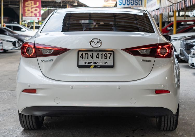 Mazda Mazda3 2015 2.0 S Sedan เบนซิน ไม่ติดแก๊ส เกียร์อัตโนมัติ ขาว รูปที่ 4