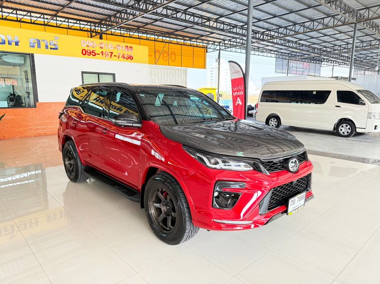 Toyota Fortuner 2024 2.8 GR Sport Black Top 4WD Utility-car ดีเซล ไม่ติดแก๊ส เกียร์อัตโนมัติ แดง รูปที่ 3