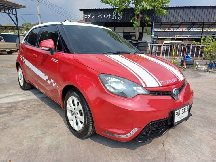 รถ MG MG3 1.5 X สี แดง