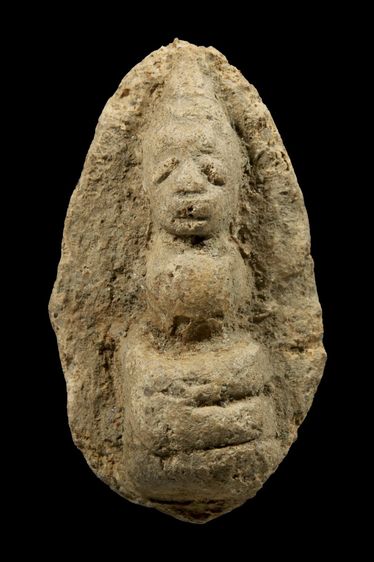 พระถ้ำเสือ เนื้อดิน