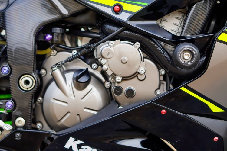 KAWASAKI ZX-6R ABS ปี 2019 เริ่มต้นฟรีดาวน์ พร้อมของแต่งจัดเต็ม รูปที่ 7