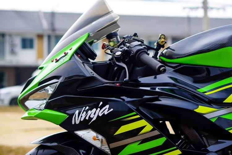 KAWASAKI ZX-6R ABS ปี 2019 เริ่มต้นฟรีดาวน์ พร้อมของแต่งจัดเต็ม รูปที่ 12