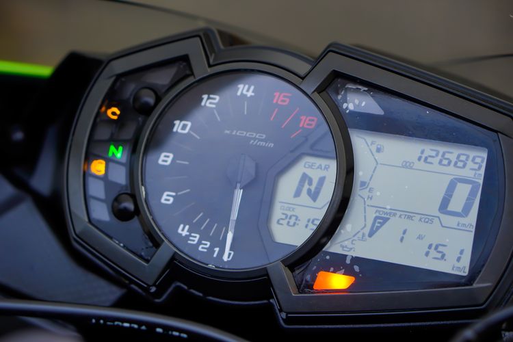 KAWASAKI ZX-6R ABS ปี 2019 เริ่มต้นฟรีดาวน์ พร้อมของแต่งจัดเต็ม รูปที่ 10