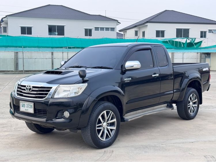รถ Toyota Hilux Vigo Champ Smart Cab 2.5 E Prerunner สี ดำ