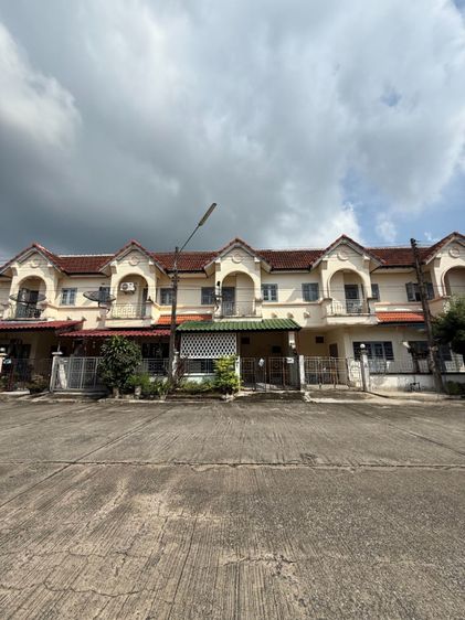 อื่นๆ ไม่มี สร้างเสร็จก่อน 2010 ขายผ่านการประมูล รหัส 1533757 ทาวน์เฮ้าส์ 2 ชั้น แพรมาพร คลอง 11 ปทุมธานี รูปที่ 2