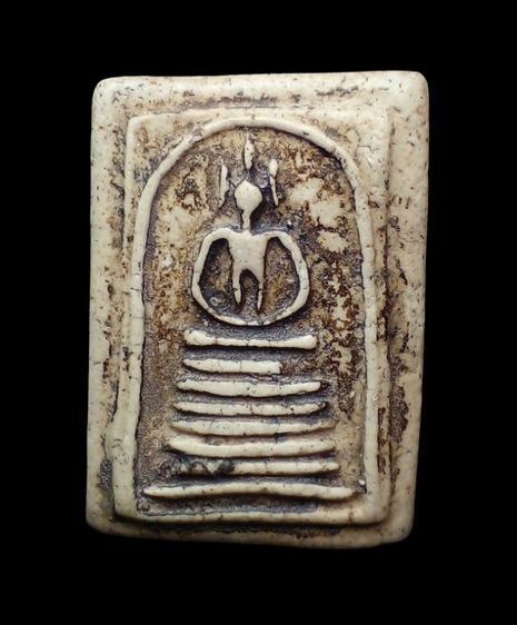  พระสมเด็จวัดเกศไชโย พิมพ์เจ็ดชั้น