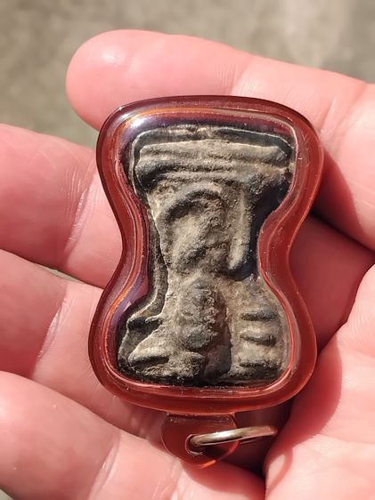 พระมเหศวร พิมพ์ใหญ่ 2 หน้า เนื้อชินเงิน กรุวัดพระศรีรัตนมหาธาตุ จังหวัดสุพรรณบุรี ผิวเดิม เนื้อเก่า แห้ง ยุบ ย่น สวยมาก มีหน้าตา คม ชัด แท้  รูปที่ 4