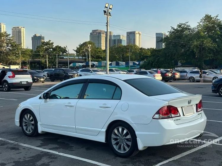 Honda Civic 2009 1.7 VTi Sedan เบนซิน เกียร์อัตโนมัติ ขาว รูปที่ 4