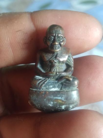 รูปหล่อหลวงพ่อทวดเบ้าทุบตอกเลขรันนัมเบอร์ไม่ทราบที่