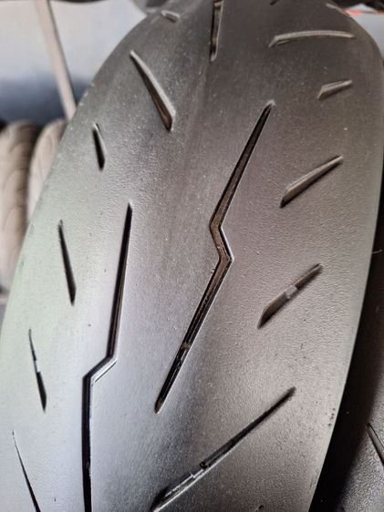 Pirelli Daiblo Rosso 4 รูปที่ 5