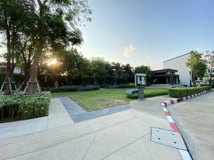 AP (Thailand) ตกแต่งครบ 2019 ขายทาวน์โฮม มือสองสภาพสวยเจ้าของขายเอง แถวสะพานใหม่ ราคาดี ลดราคาพิเศษสุดๆ สภาพนางฟ้า รูปที่ 4