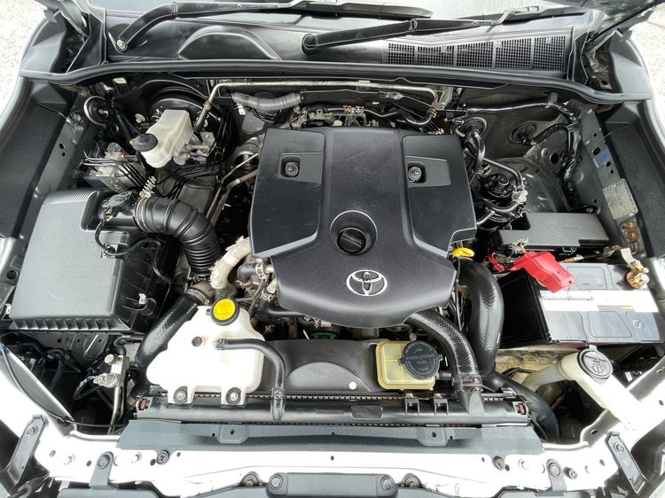 Toyota Hilux Revo 2015 2.4 G Prerunner Pickup ดีเซล ไม่ติดแก๊ส เกียร์ธรรมดา บรอนซ์เงิน รูปที่ 4