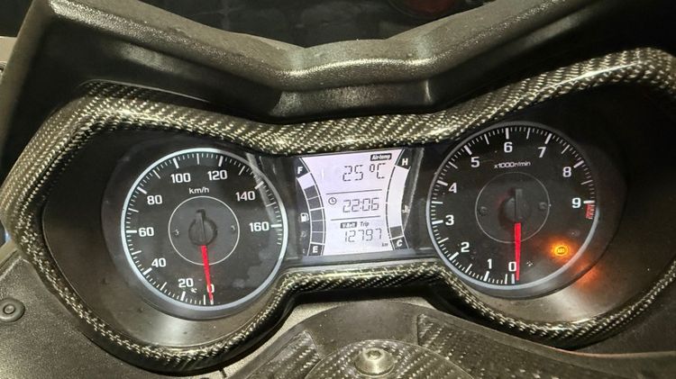 xmax 300  2021 รูปที่ 2