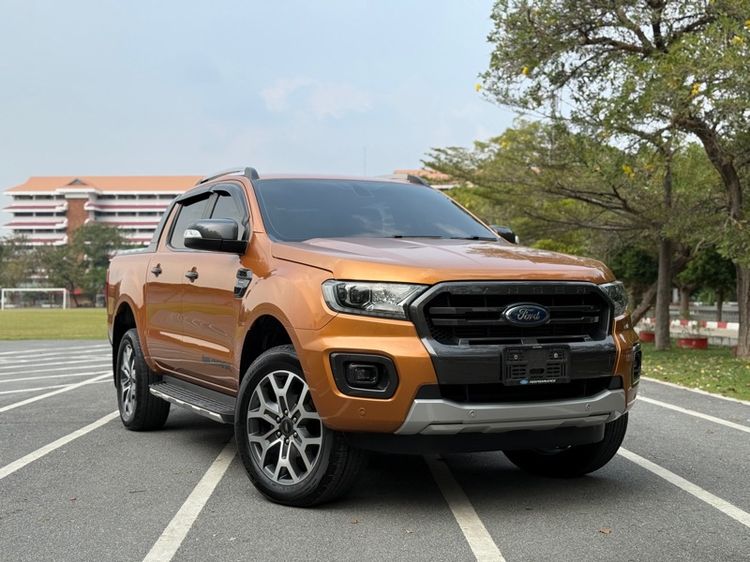 รถ Ford Ranger 2.0 Hi-Rider Wildtrak สี ส้ม