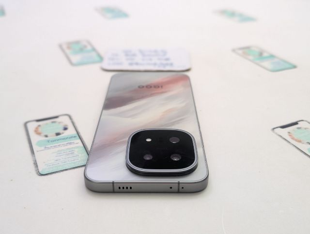 ขาย เทิร์น iQOO 15 5G Ram 16 Rom 512 ศูนย์ไทย อายุ 20 วัน สภาพใหม่เอี่ยม อุปกรณ์ครบยกกล่อง เพียง 25,990 บาท ครับ รูปที่ 6