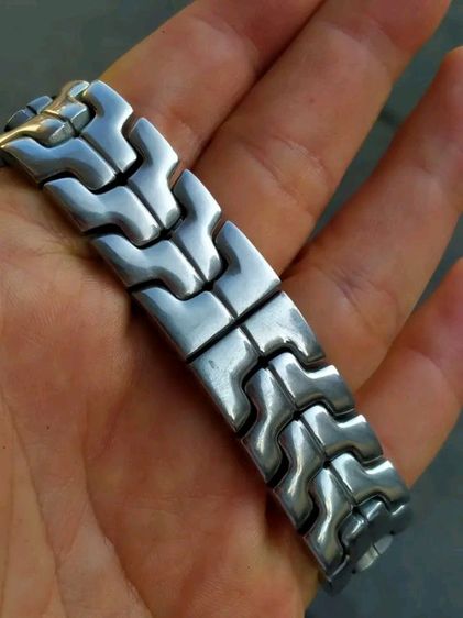 นาฬิกา Tag ถ่าน
สภาพดี เดินดี ใช้งานปกติ รูปที่ 7