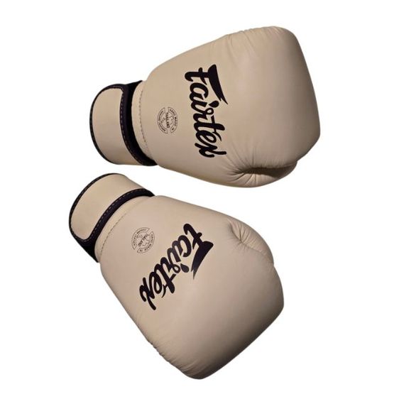 ไม่ระบุ อื่นๆ นวมชกมวย Fairtex หนังแท้ 8 oz. สภาพใหม่มาก