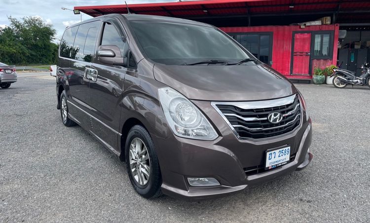 Hyundai H-1 2015 2.5 Elite Van ดีเซล ไม่ติดแก๊ส เกียร์อัตโนมัติ น้ำตาล รูปที่ 1