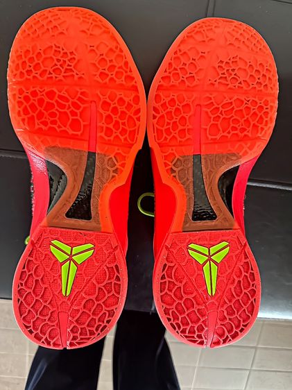 รองเท้าบาส Nike Kobe 6 Protro “Reverse Grinch“ สภาพใหม่แกะกล่องแต่ราคาถูกกว่าครึ่ง รูปที่ 7
