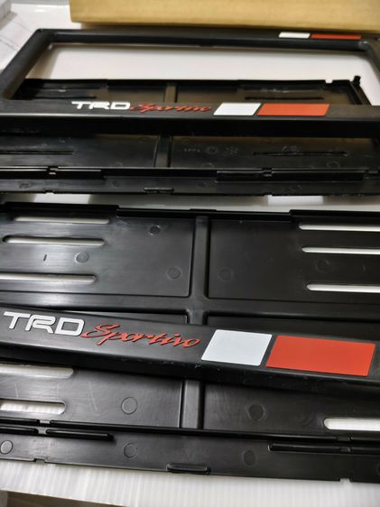 กรอบป้ายทะเบียน TRD แท้เบิกศูนย์ มือสอง พร้อมน็อตใส่ ใช้งานได้ปกติ  รูปที่ 6