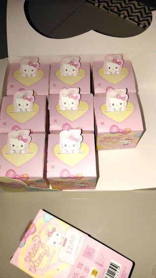 Sanario hello kitty hipper กล่อง​จุ่ม​