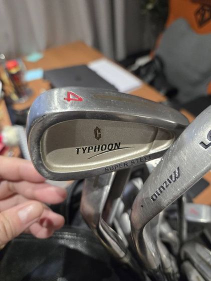 ชุดไม้กอล์ฟ mizuno Tyhoon นัดรับสินค้าและชำระเงิน ที่รถไฟฟ้าชิดลมเท่านั้น