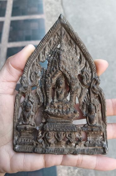 พระกรุใหญ่ 1 องค์