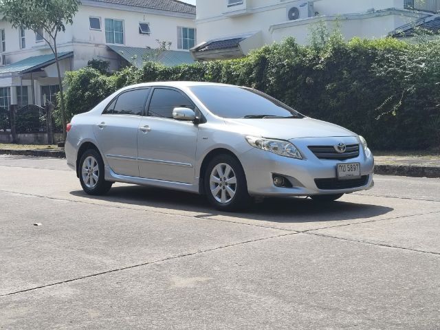 รถ Toyota Altis 1.8 E สี บรอนซ์เงิน