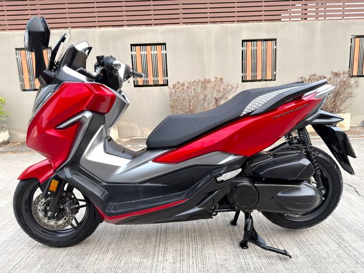 ขาย HONDA FORZA 300cc ปี2020 สภาพสวยมากเดิมๆ รถมือเดียว ใช้งานน้อย รูปที่ 4