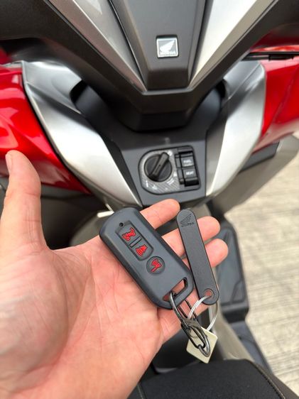 ขาย HONDA FORZA 300cc ปี2020 สภาพสวยมากเดิมๆ รถมือเดียว ใช้งานน้อย รูปที่ 11