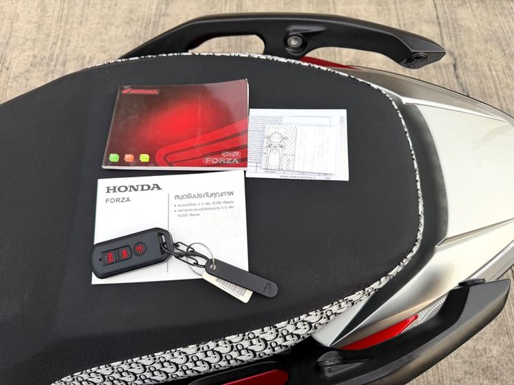 ขาย HONDA FORZA 300cc ปี2020 สภาพสวยมากเดิมๆ รถมือเดียว ใช้งานน้อย รูปที่ 12