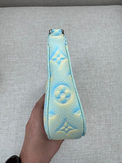 LV Multi Pochette Accessoires Water Green รูปที่ 8