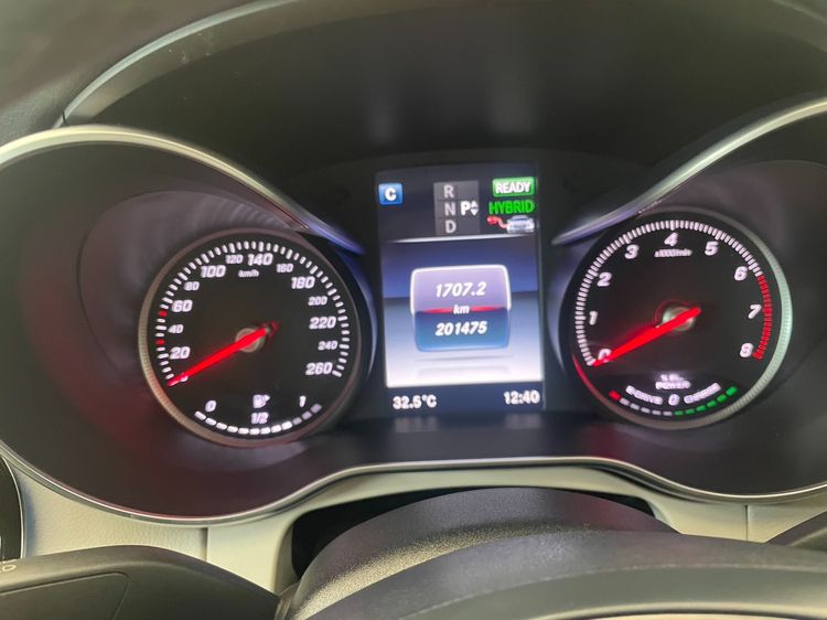 รถ Mercedes-Benz C-Class C350 สี เทา