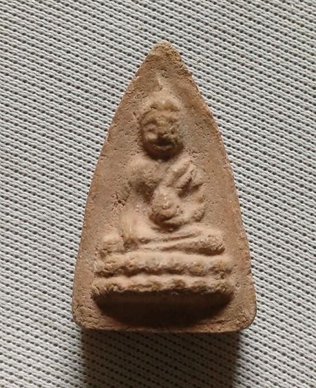 พุทโธน้อยคุณแม่บุญเรือนพิมพ์กลาง