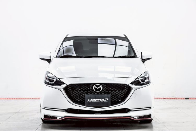 Mazda Mazda 2 2020 1.3 Skyactiv-G S Leather Sedan Sedan เบนซิน ไม่ติดแก๊ส เกียร์อัตโนมัติ ขาว รูปที่ 4