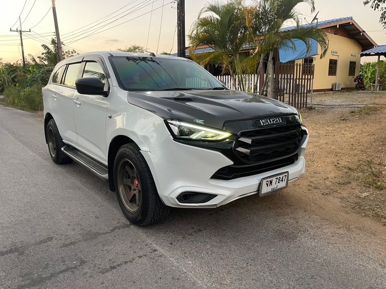 รถ Isuzu MU-X 1.9 Active 2WD สี ขาว