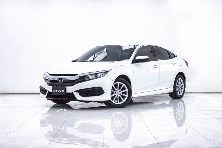 รถ Honda Civic 1.8 E i-VTEC สี ขาว