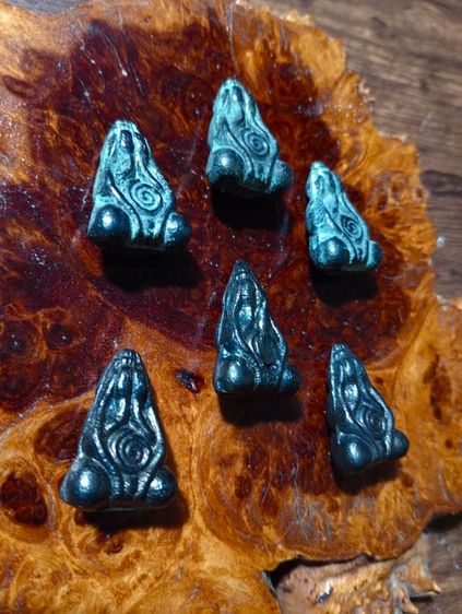 พรมสี่หน้า,ปิดตาเนื้อเมฆพัตรหลวงพ่ออี๋ชลบุรีเนื้อเมฆพัตรปี 2484สงครามอินโดจีนประกันแท้ รูปที่ 7