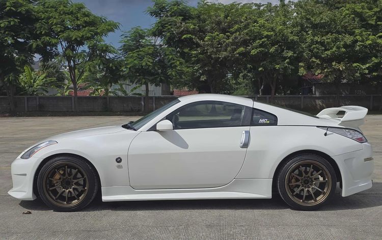 Nissan 350Z 2011 3.5 Z33 Sedan เบนซิน ไม่ติดแก๊ส เกียร์อัตโนมัติ ขาว รูปที่ 4