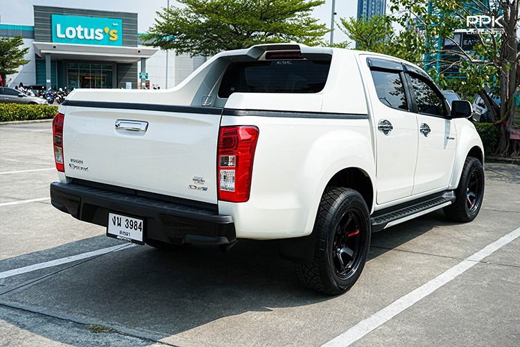 Isuzu D-MAX 2019 1.9 Hi-Lander Stealth Z Prestige Pickup ดีเซล ไม่ติดแก๊ส เกียร์อัตโนมัติ ขาว รูปที่ 4