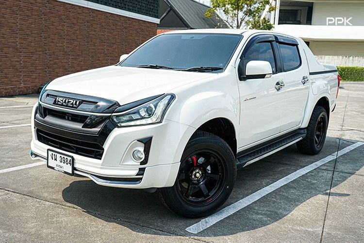 Isuzu D-MAX 2019 1.9 Hi-Lander Stealth Z Prestige Pickup ดีเซล ไม่ติดแก๊ส เกียร์อัตโนมัติ ขาว