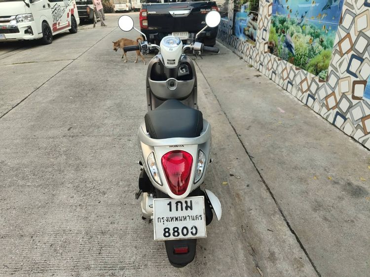 🛵ยังไงก็ขาย SCOOPY-i ปี 56 เครื่องดี สีสวย สตาร์ทมือ เล่มชุดโอนครบ+เปลี่ยนถ่ายน้ำมันเครื่องฟรี ส่งฟรี30 ก.ม รูปที่ 4