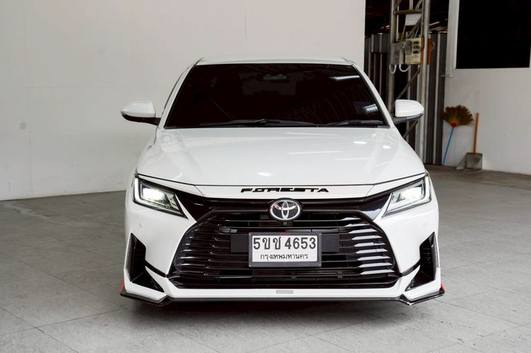 Toyota Yaris ATIV 2023 1.2 Premium Sedan เบนซิน ไม่ติดแก๊ส เกียร์อัตโนมัติ ขาว รูปที่ 2