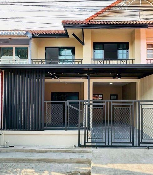 ขายบ้านพฤกษา11 คลองสาม รีโนเวทใหม่ทั้งหลัง ราคาถูกที่สุดในโครงการ