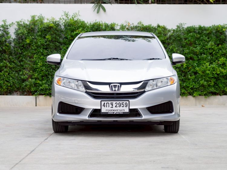 Honda City 2015 1.5 V Plus i-VTEC Sedan เบนซิน ไม่ติดแก๊ส เกียร์อัตโนมัติ เงิน รูปที่ 2