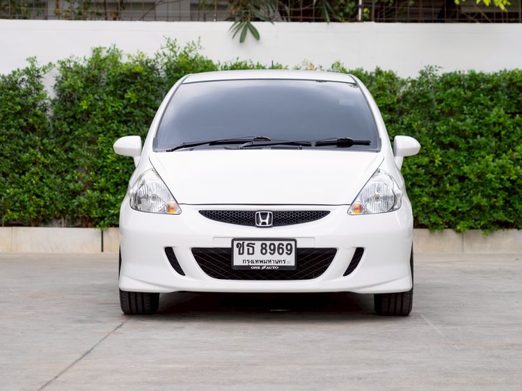 Honda Jazz 2007 1.5 V Sedan เบนซิน ไม่ติดแก๊ส เกียร์อัตโนมัติ ขาว รูปที่ 2