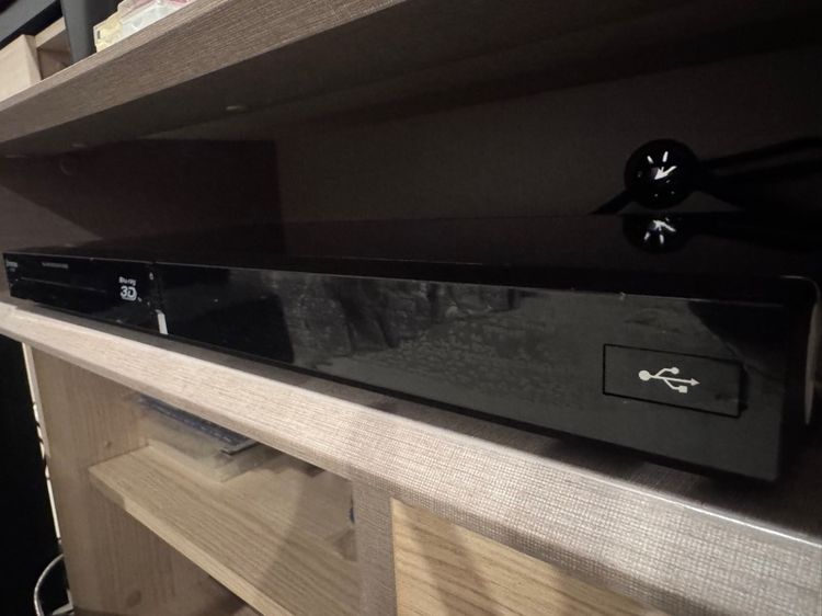 เครื่องเล่น 3-D Blu-ray