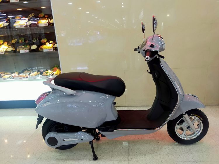 จักรยานไฟฟ้า ทรงเวสป้า รุ่นล่ามาใหม่2022 - มอเตอร์กำลัง1000W - แบตเตอรี่ขนาด 60v 20Ah (แบตตะกั่ว)ความเร็วสูงสุด 60กม.ชม รูปที่ 11